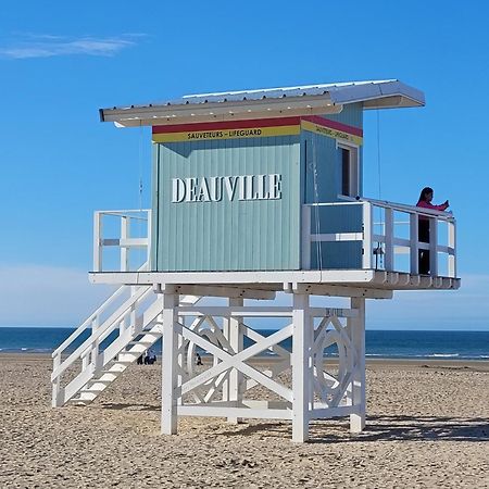 M2M Studio Magnifique Vue Mer - Avec Balcon - Les Pieds Dans L Eau! Blonville-sur-Mer Eksteriør billede