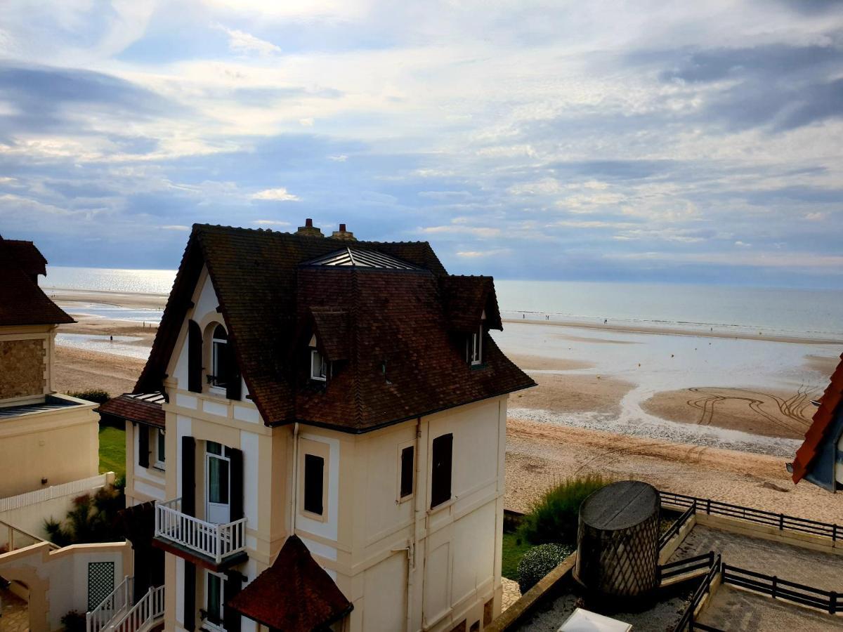 M2M Studio Magnifique Vue Mer - Avec Balcon - Les Pieds Dans L Eau! Blonville-sur-Mer Eksteriør billede