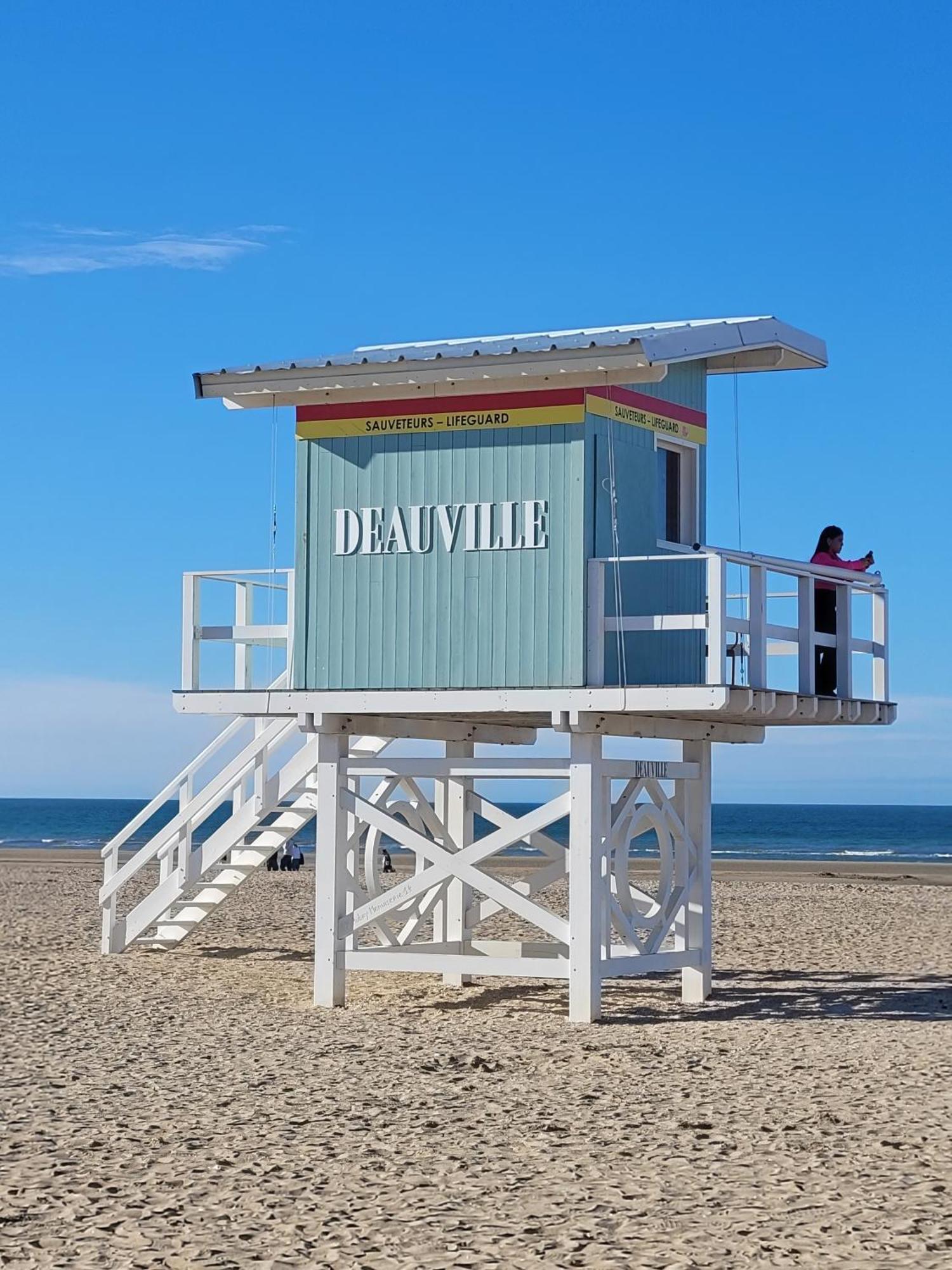 M2M Studio Magnifique Vue Mer - Avec Balcon - Les Pieds Dans L Eau! Blonville-sur-Mer Eksteriør billede